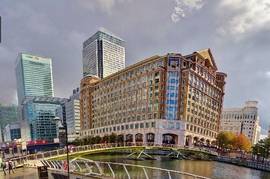 Canary Wharf Man with a Van Services E14