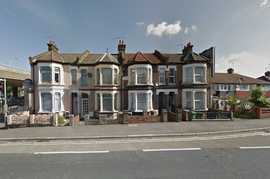 Abbey Wood Man and Van SE2