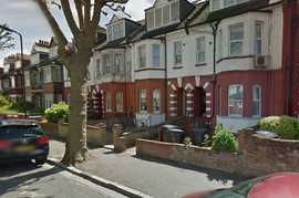 Upper Clapton Removal Van Service E5